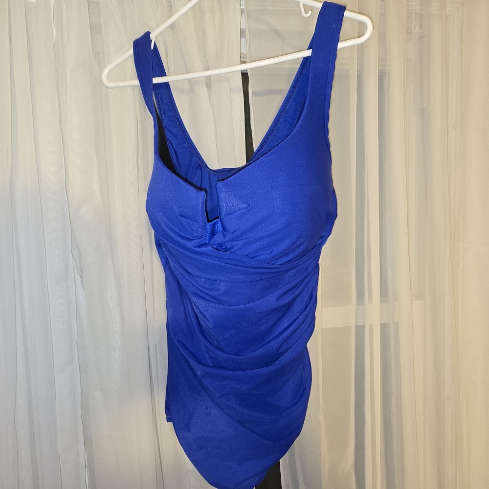 Miraclesuit Escape In Blue Slimming Swimsuit 20w Euc